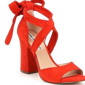 NEVER WORN Karl Lagerfeld Tie-Up Pumps